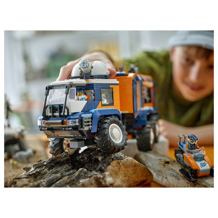LEGO City 60471 Arctic Explorer Science Lab Truck LEGO City 60471 Arctic Explorer Science Lab Truck