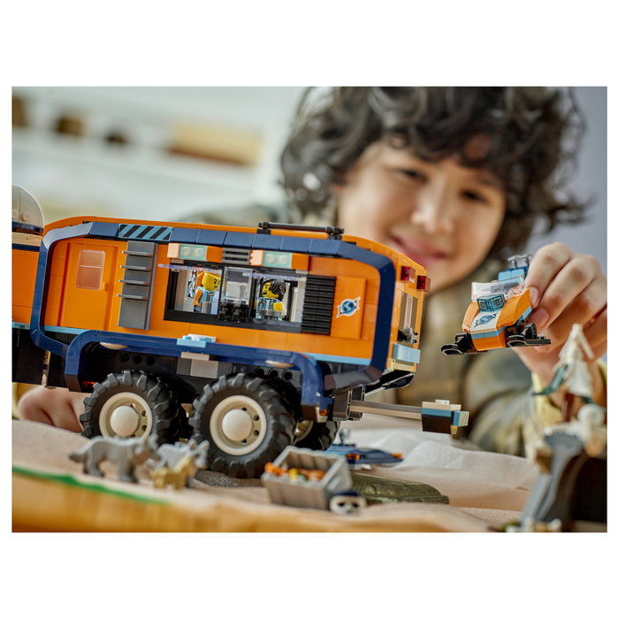 LEGO City 60471 Arctic Explorer Science Lab Truck LEGO City 60471 Arctic Explorer Science Lab Truck