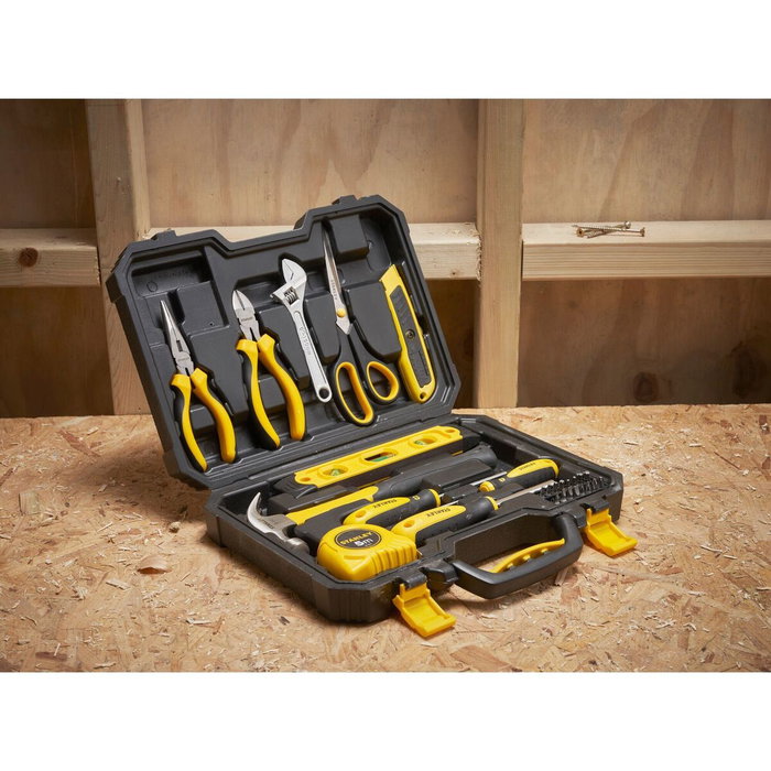 Stanley Kit de herramientas de 28 piezas con estuche de plástico