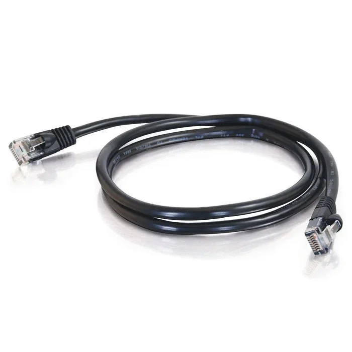 C2G 83181 Cable de Red Patch Cable Cat5e U/UTP 1 m - Conectores RJ-45 Macho a Macho, Color Negro para Ethernet y Redes