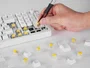 Mars Gaming MKPROWYES Teclado Mecánico Gaming MKPRO Completo Español Blanco - Switches Lineales Silent SKN Yellow Lubricados Hot-Swap, RGB, Rueda Multimedia, QuietCore