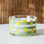 Home Deco Factory Vela Citronela Bain De Soleil 3 Mechas Estampado Limones Sunshine 280g Duración 20h