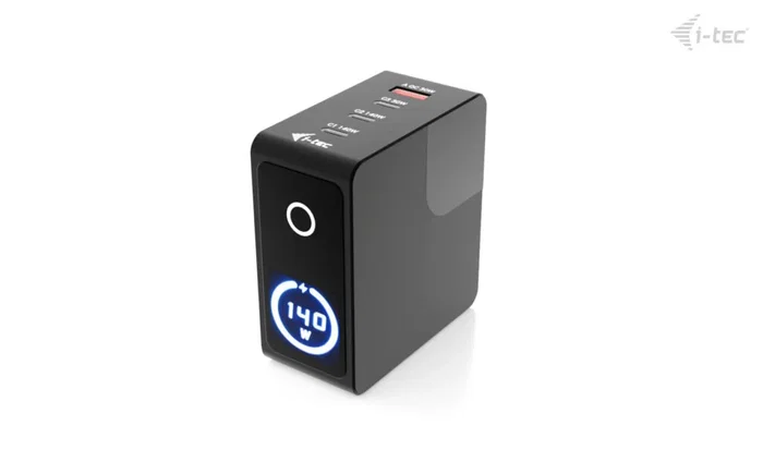 I-Tec Cargador Inteligente 140 W con 3x USB-C, 1x USB-A y Pantalla LCD