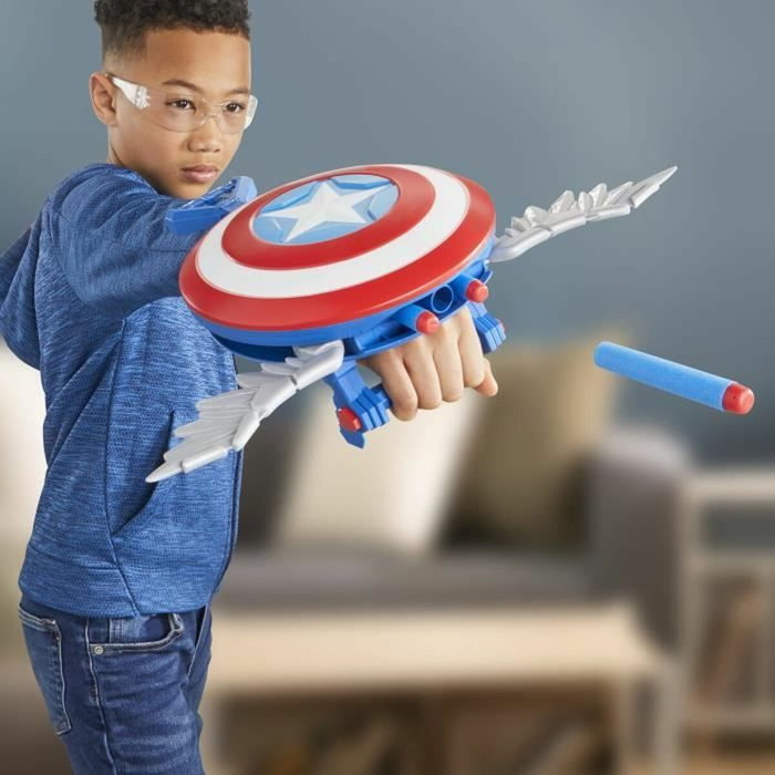 Hasbro Escudo Lanzadardos Capitán América Brave New World con Dardos NERF