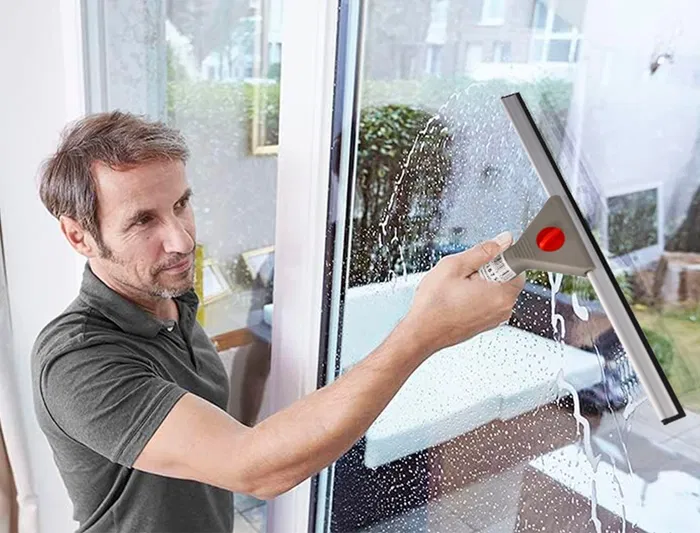 Q-connect Limpiaventanas Industrial, 40 cm de Ancho, Mango y Hoja de Plástico para Limpieza de Cristales