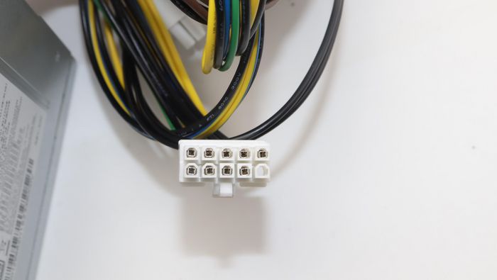 Lenovo Fuente de Alimentación 500W 92% Eficiencia para Sistemas de Escritorio Lenovo 27L