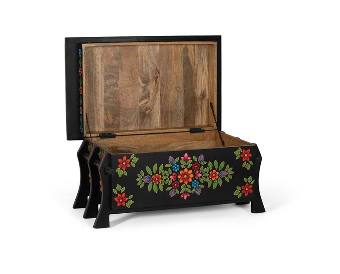 Giner Y Colomer Baúl de Madera de Mango Color Negro con Detalles Pintados a Mano