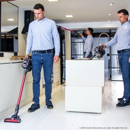 Aspirador Escoba con batería Cecotec Conga Thunderbrush 820/ 29.6V/ Autonomía 65 min