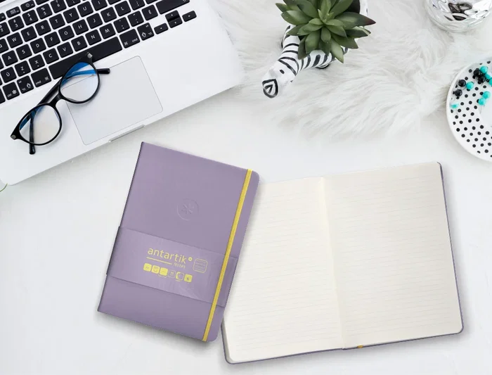 Antartik Cuaderno Antartik Notes A5 Tapa Dura Rayas Morado y Amarillo 100 Hojas 80 gr FSC