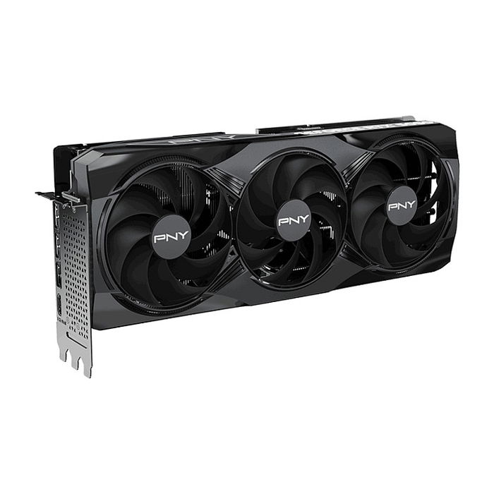 PNY GeForce RTX 5080 16GB GDDR7 Triple Fan PCI Express x16 5.0 Tarjeta Gráfica
