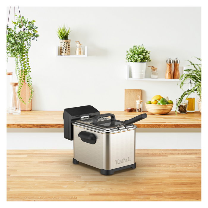 Tefal Family Pro FR507D Freidora Digital de 4 L, Acero inoxidable/Negro Tefal Family Pro FR507D Freidora Digital de 4 L, Acero inoxidable/Negro