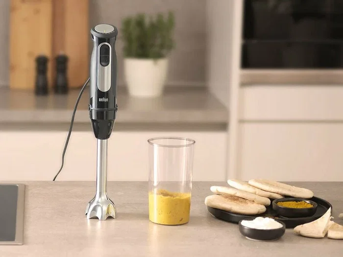 Braun MultiQuick 5 Pro - Batidora de Inmersión de 1000 W, Capacidad 0.6 L, Color Negro/Plata, 25 Velocidades, Turbo