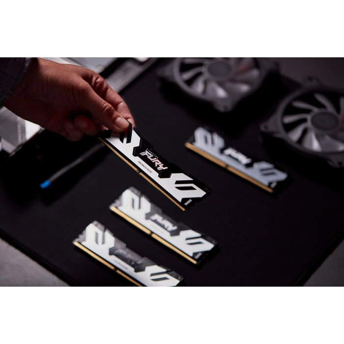 Kingston FURY Renegade 96GB 6400MT/s DDR5 CL32 DIMM Kit de 2 Silver Kingston FURY Renegade 96GB 6400MT/s DDR5 CL32 DIMM Kit de 2 Silver