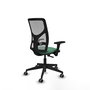 Silla de oficina Motilla con mecanismo Sincro tapizada con Tela color Verde esmeralda y malla color Gris. Equipada con lumbar 1D, Brazos 3D y Ruedas 65 mm parqué