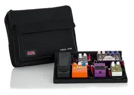 Gator GPT-BLACK Pedalera de madera con funda - Negro