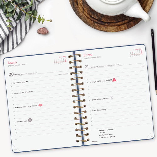 Agenda Anual (2026) Finocam Espiral Alma Wire-O Tapa Dura Con Goma E10 155X212 Dp Azul