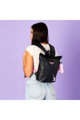 Cerdá Mochila Casual Hello Kitty Kuromi Negro