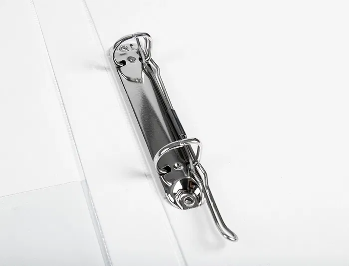 Liderpapel Carpeta canguro 2 anillas mixtas 16mm A4 plástico color blanco Liderpapel Carpeta canguro 2 anillas mixtas 16mm A4 plástico color blanco