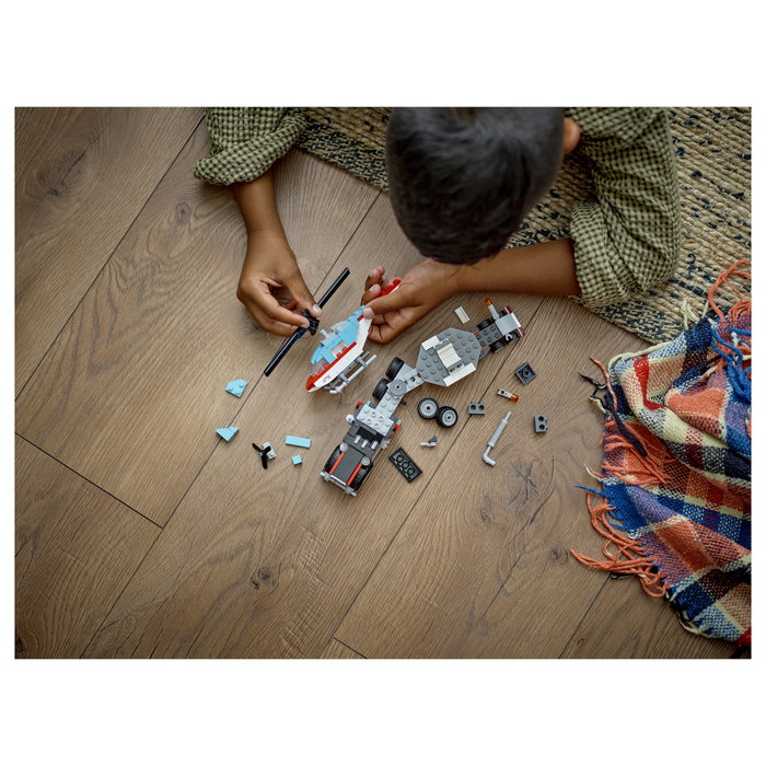 LEGO Creator Camión Plataforma con Helicóptero 31146