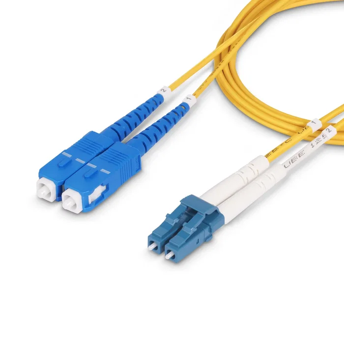 StarTech.com SMLCSC-OS2-10M Cable de fibra óptica OS2 monomodo LC-SC 10 metros 100G para CWDM 1260-1625 nm, amarillo