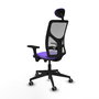 Silla de oficina Motilla con mecanismo Sincro tapizada con Tela color Lila y malla color Gris. Equipada con lumbar 1D, Brazos 3D, Cabecero Fijo y Ruedas 65 mm parqué