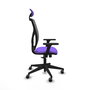 Silla de oficina Motilla con mecanismo Sincro tapizada con Tela color Lila y malla color Gris. Equipada con lumbar 1D, Brazos 3D, Cabecero Fijo y Ruedas 65 mm parqué