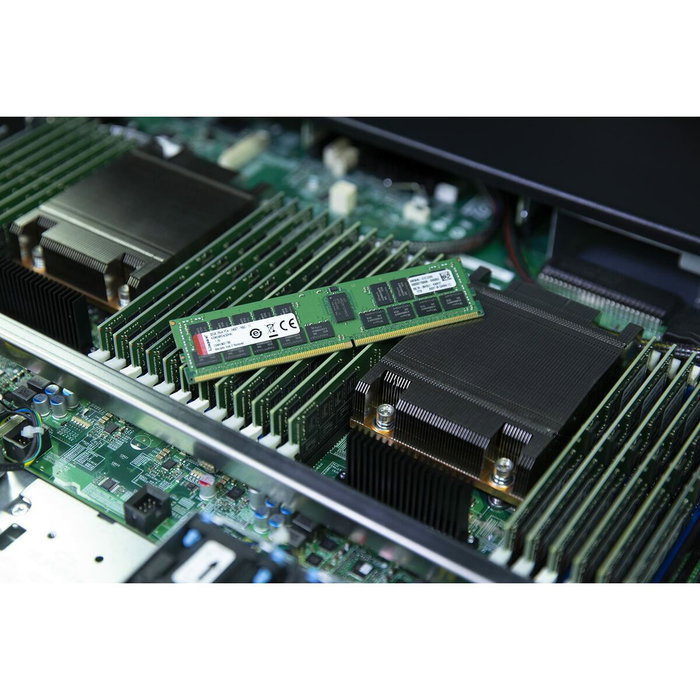 Kingston KSM56E46BS8KM-16HA 16 GB DDR5 5600 MT/s ECC DIMM