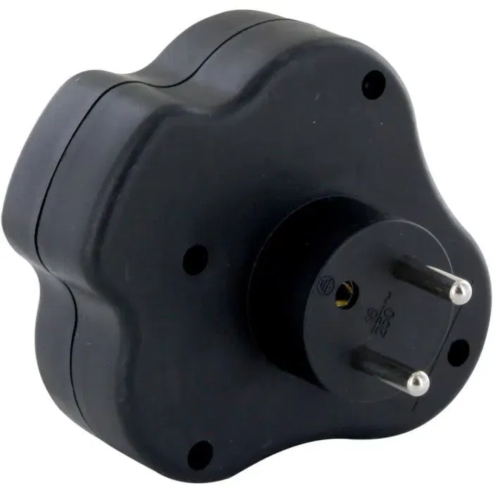 Chacon 5411478400042 Dominó 3x16A Triángulo con Interruptor Negro