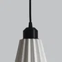 Lindor Lámpara Colgante Blanco/Florón Negro/Cable Negro, Diseño Moderno y Ecológico, Compatible con LED E27