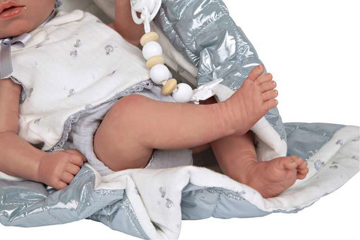 Muñecas Arias Muñeca Reborn Borja Gris con Manta