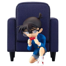 Good Smile Company Figura Detective Conan Tenitol 8.5cm Figura del joven detective sentado en sofá, inspirada en el anime