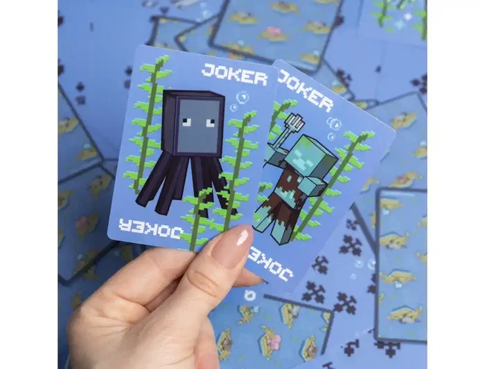 Wondee - Baraja de cartas Minecraft Poker Resistente al Agua - Diseño Oficial con Steve y Alex - Ideal para Juego de Cartas, Exteriores y Viajes