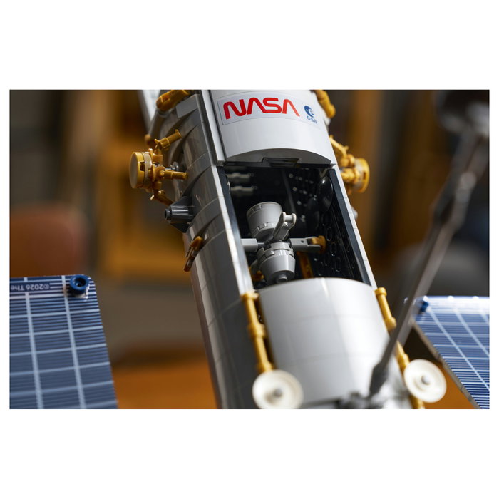 LEGO Icons Hubble Space Telescope 11382