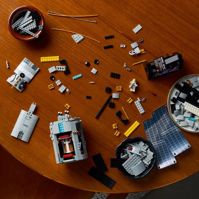 LEGO Icons Hubble-Weltraumteleskop 11382