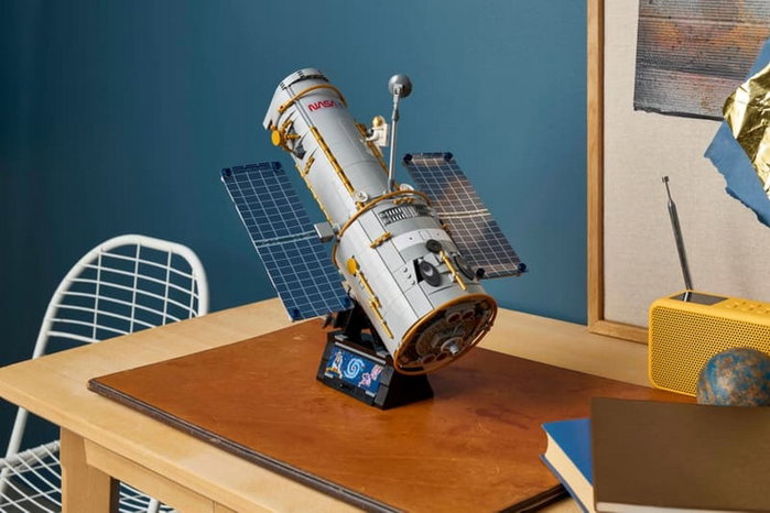LEGO Icons Hubble-Weltraumteleskop 11382