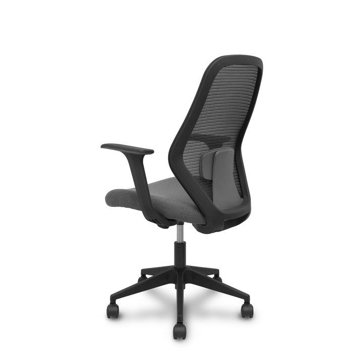 Silla de oficina Ergo529 con mecanismo Basculante tapizada con Tela color Gris y malla color Negro. Equipada con lumbar 1D, Brazos fijos y Ruedas de nailon 50 mm