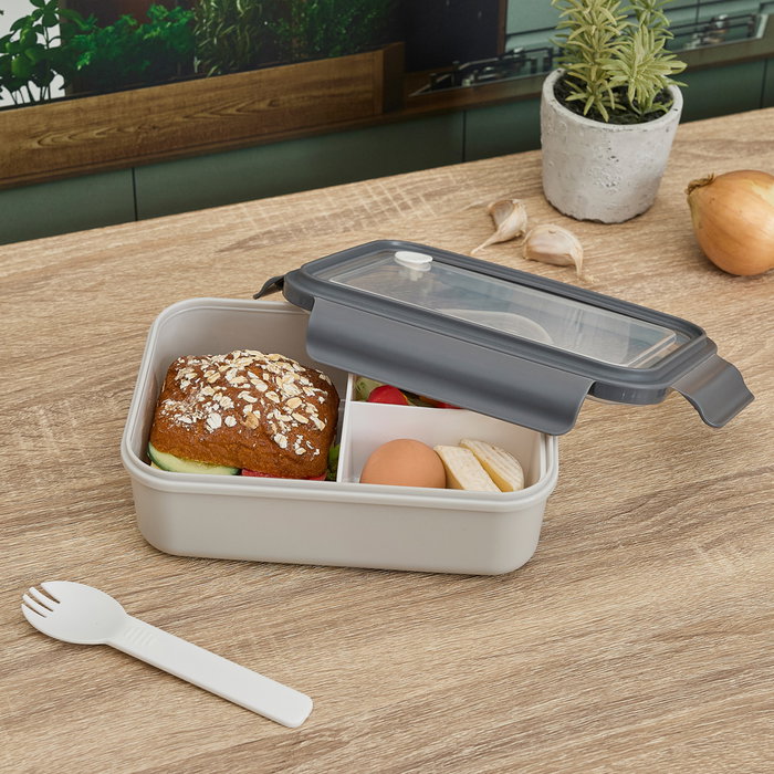 Cook Concept Fiambrera Take Away 3 Compartimentos 1.2L Bicolor con Válvula y Tenedor 2 en 1, Gris/Azul Verdoso, 21x15x7.5 cm Cook Concept Fiambrera Take Away 3 Compartimentos 1.2L Bicolor con Válvula y Tenedor 2 en 1, Gris/Azul Verdoso, 21x15x7.5 cm