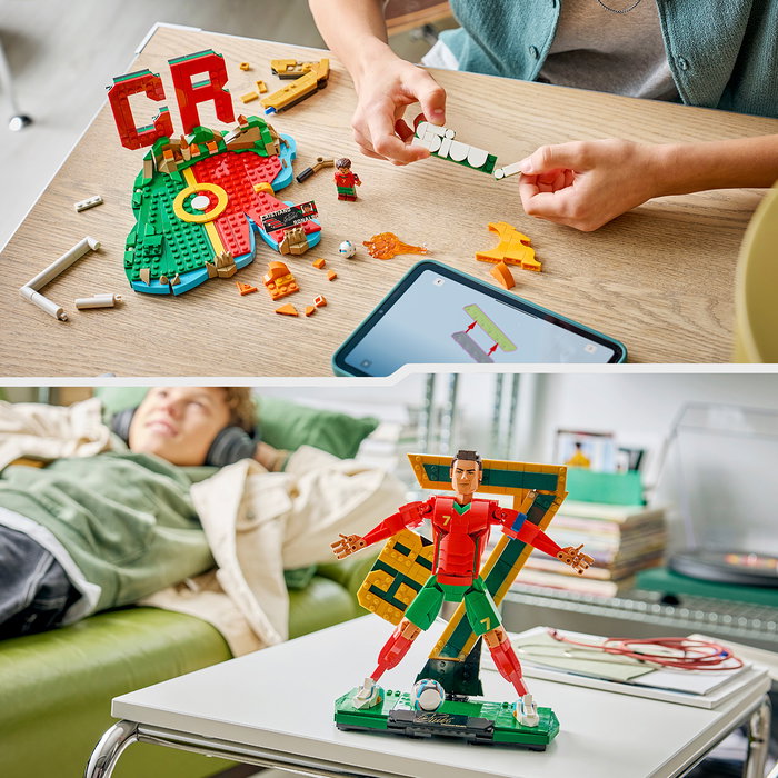 LEGO 43016 Cristiano Ronaldo Set de Figura de Coleccionista CR7 - Leyendas del Fútbol con Autógrafo y Dos Poses (Siuuu / Chilena)