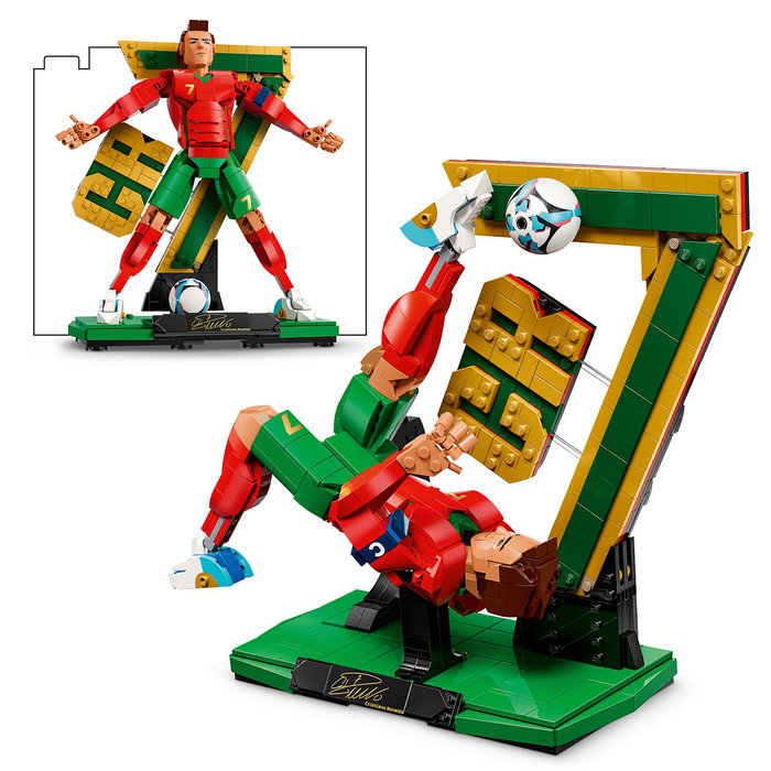LEGO 43016 Cristiano Ronaldo Set de Figura de Coleccionista CR7 - Leyendas del Fútbol con Autógrafo y Dos Poses (Siuuu / Chilena)