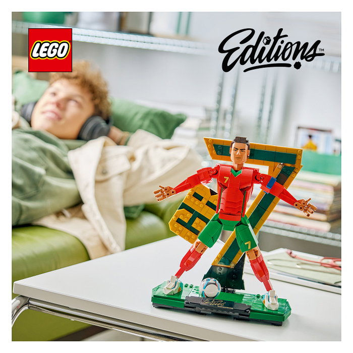 LEGO Editions Cristiano Ronaldo: Leyenda del Fútbol 43016 LEGO Editions Cristiano Ronaldo: Leyenda del Fútbol 43016