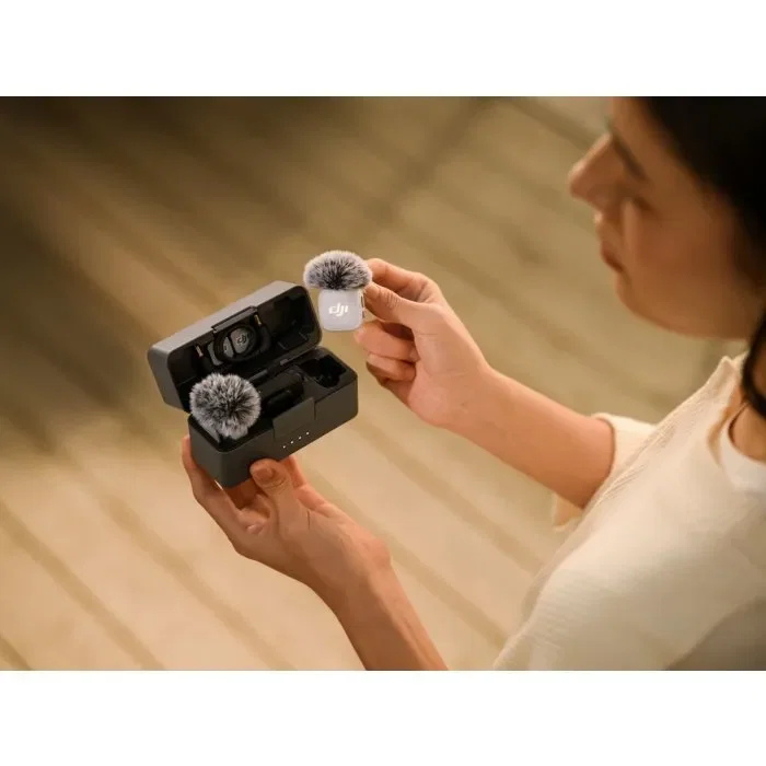 DJI Mic Mini 2 Micrófono inalámbrico 2 transmisores 1 receptor Estuche de carga