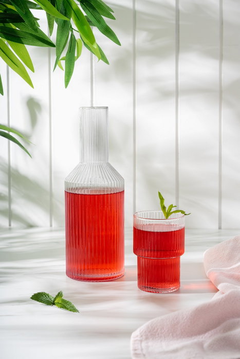 Hermia Botella de Vidrio MRT-R-1030 con Tapón Vaso, 1000ml + 300ml. Elegante y Funcional para Hidratación Saludable y Ecológica