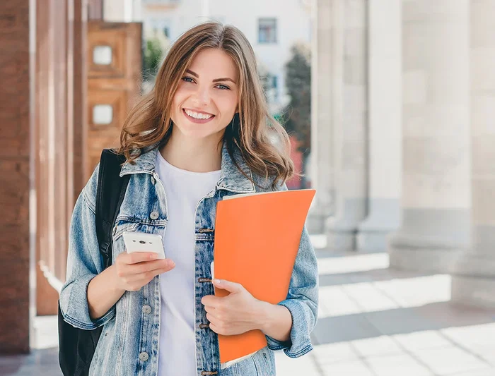Liderpapel Carpeta Escaparate 40 Fundas Polipropileno DIN A4 Naranja Fluor Opaco
