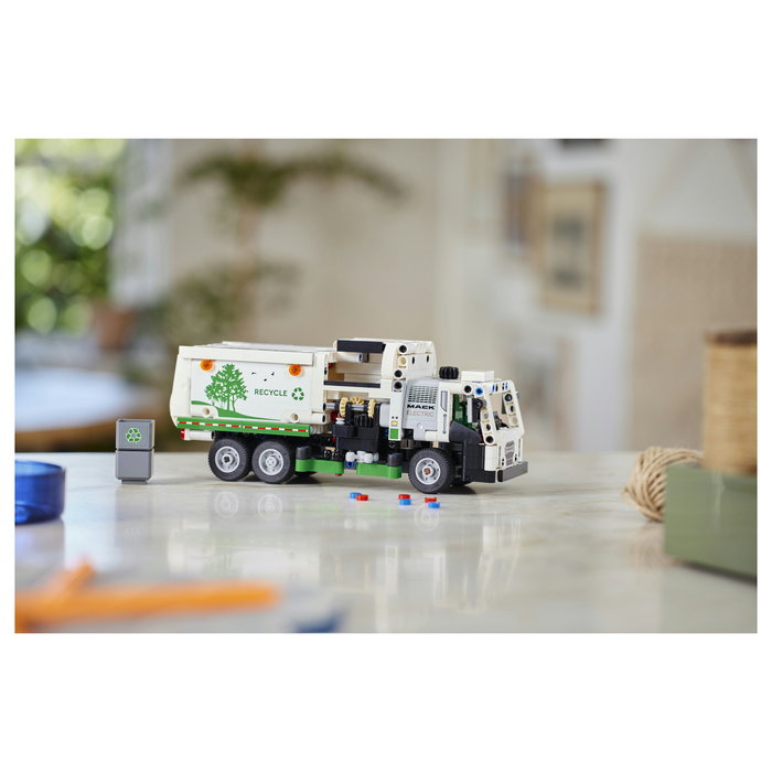 LEGO Technic Camión de Residuos Mack LR Electric LEGO Technic Camión de Residuos Mack LR Electric