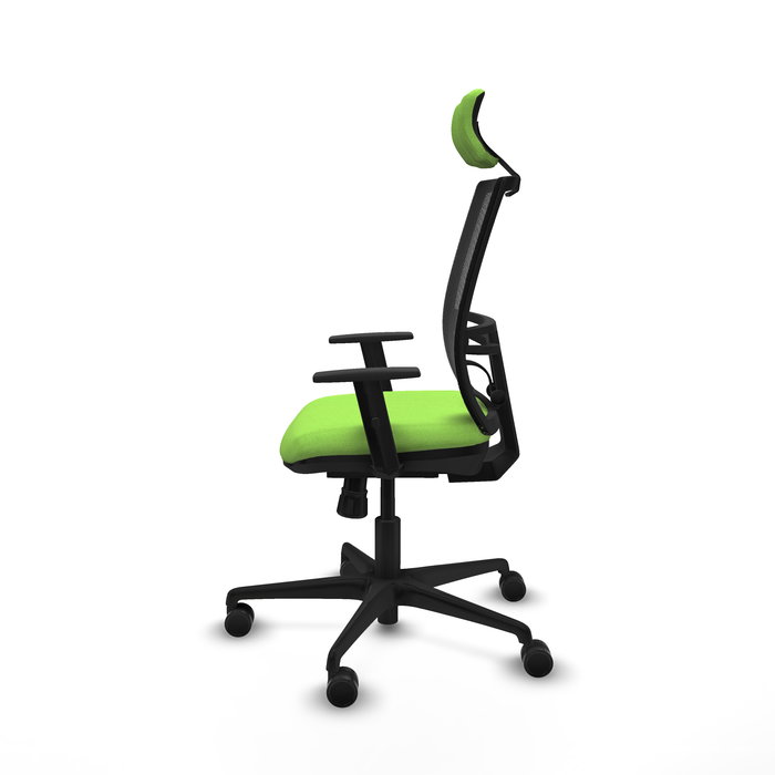 Silla de oficina Yunquera con mecanismo Sincro tapizada con Tela color Pistacho y malla color Negro. Equipada con lumbar 1D, Brazos 1D, Cabecero 1D y Ruedas 65mm nailon