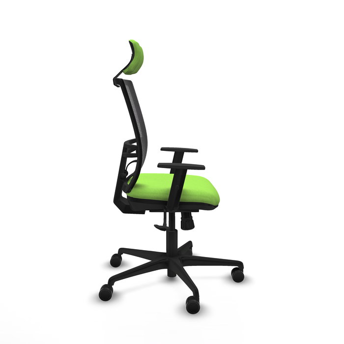 Silla de oficina Yunquera con mecanismo Sincro tapizada con Tela color Pistacho y malla color Negro. Equipada con lumbar 1D, Brazos 1D, Cabecero 1D y Ruedas 65mm nailon