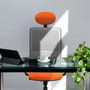 PIQUERAS Y CRESPO Silla de oficina Zulema con mecanismo Sincro, Tela Naranja y Malla Negra