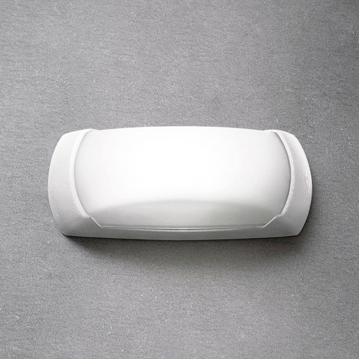 Fumagalli Aplique Ovalado Francy-Op, Blanco, Cristal Translúcido, Casquillo E27 max 23W, IP66, Resina Resistente UV, 300x85x130 mm