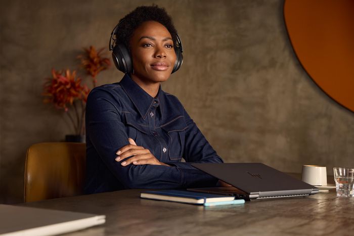 Poly Voyager Surround 80 UC Microsoft Teams Certified USB-C Headset +USB-C/A Adapter