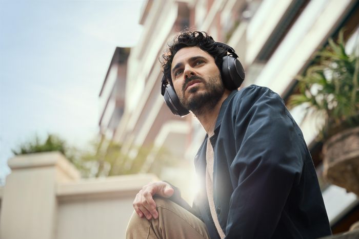 Poly Voyager Surround 80 UC Microsoft Teams Certified USB-C Headset +USB-C/A Adapter